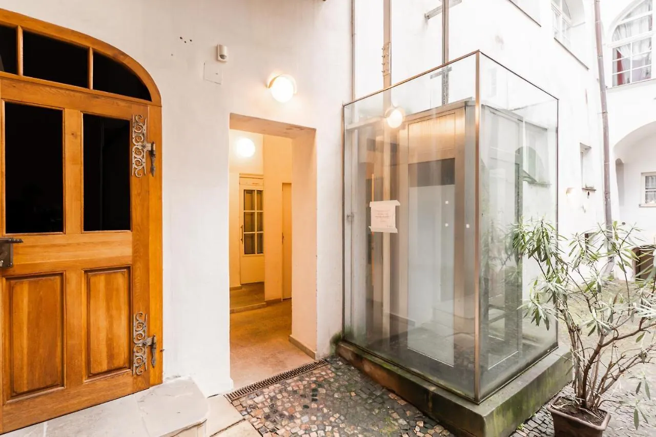 Charming Apartment In Lesser Town プラハ