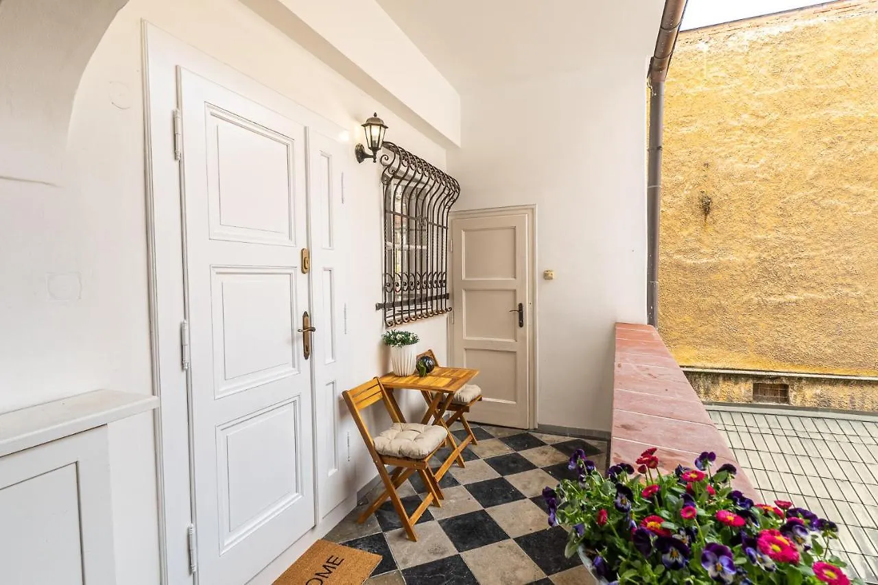 Charming Apartment In Lesser Town Prague 0*,  République tchèque