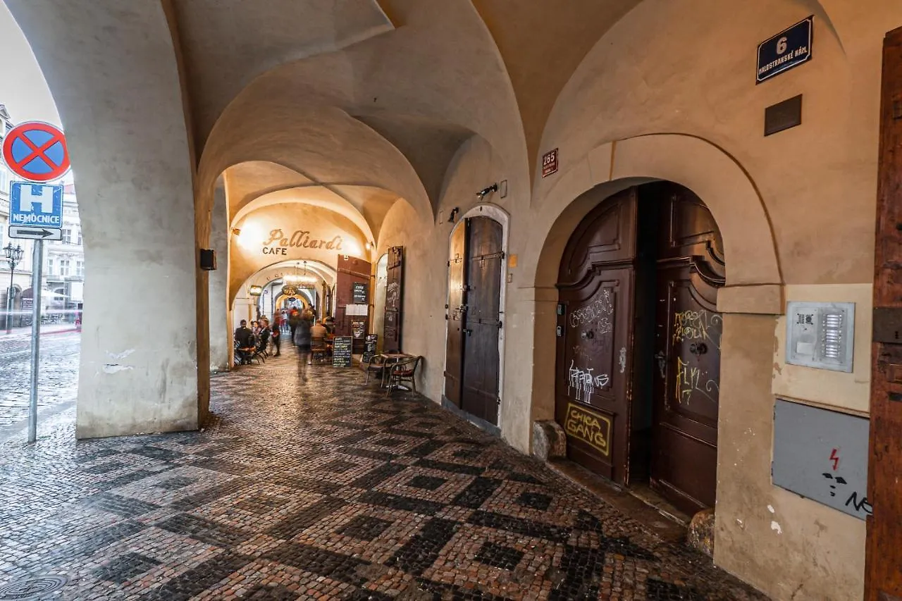 Charming Apartment In Lesser Town Prague République tchèque